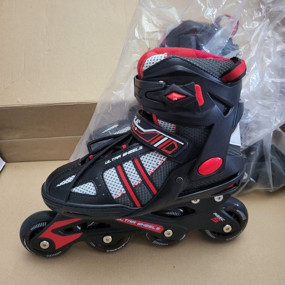 Men's Ultra wheels Black/red rollers - Picture 3 of 9